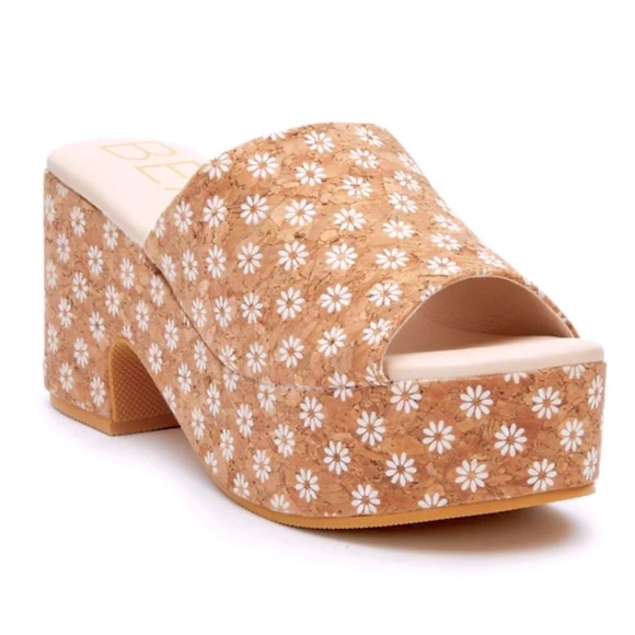 Whoopsie Daisy Cork Platform Heel - Picture 2 of 2
